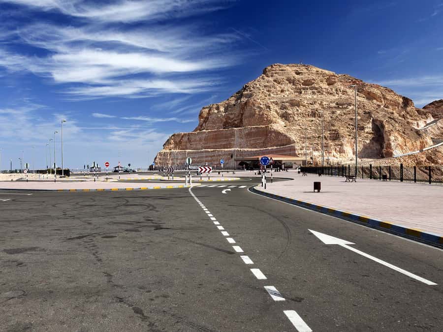 Dubai: Al Ain Oasis, Camel Market, Old Museum & Jebel Hafeet - Who will get the most from this day