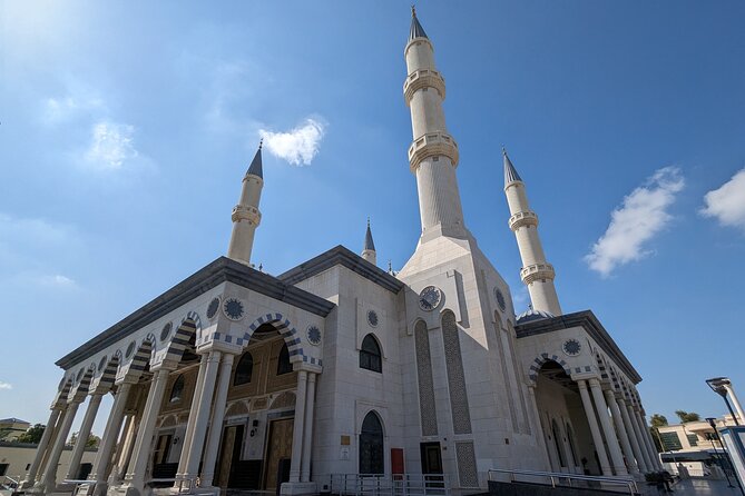 Dubai Frame Tickets, Creek, Souks & Blue Mosque Guided Tour - Tea and Emirati stories at Al Khayma