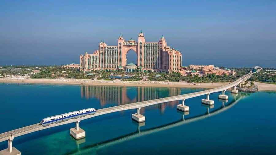 Dubai Full-Day Tour: Mosque, Souks, Burj Khalifa photo stop - Key points at a glance