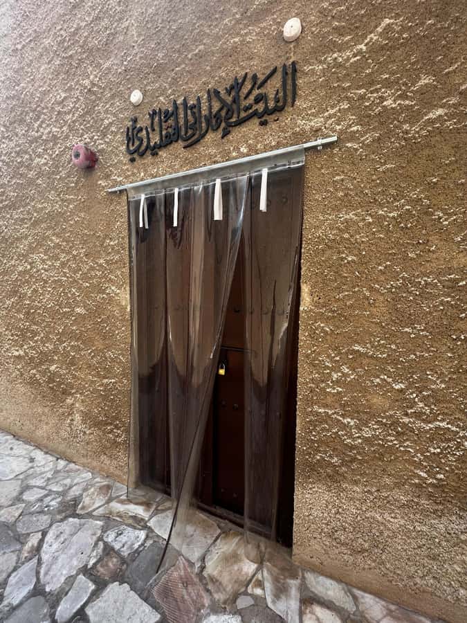 Dubai Old Town, Creek, Abra boat, Souks Guided walking Tour - Textile Souk and the route toward gold
