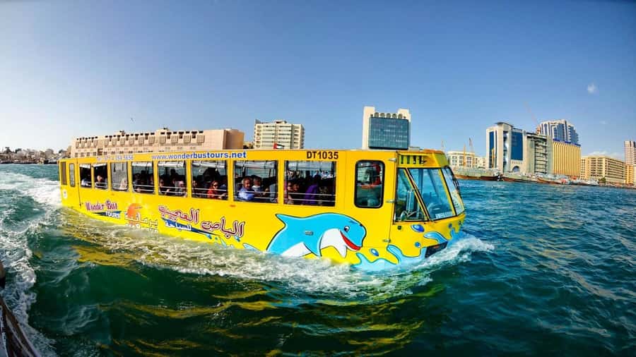 Dubai: Old town tour with Wonder Bus, souks, Creek and Guide - The splash into Dubai Creek