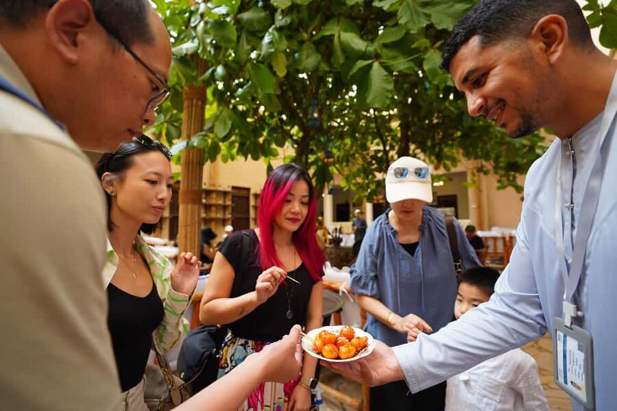 Dubai Top Highlights: Frame Entry, Souks, Abra & Street Food - Quick points to know