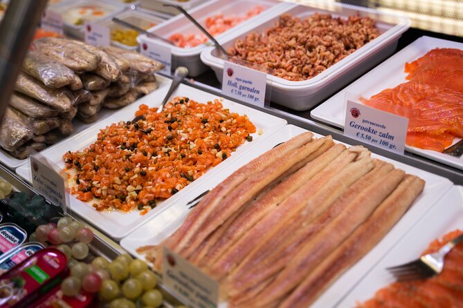 Dutch Street Food Tour on Amsterdam Market - Why Albert Cuyp Market makes a good food tour setting