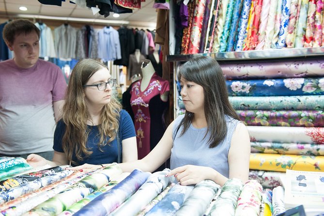 Early Bird Shanghai Street Breakfast Tour And Visit Fabric Market - Yu Garden, tea, and a change of pace