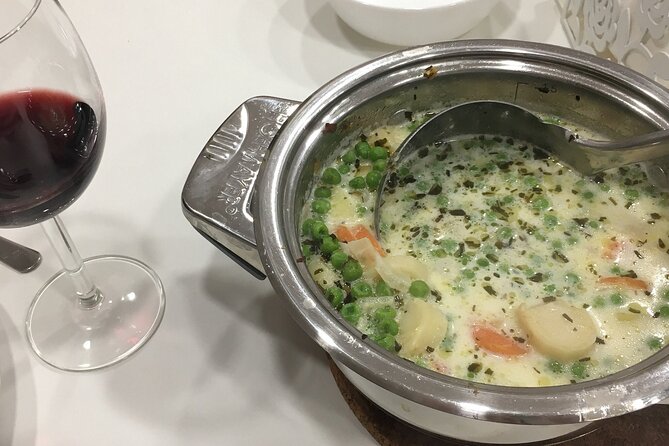 Easy Cooking Class Budapest - with Market Walk (local wine & pálinka included) - FAQ