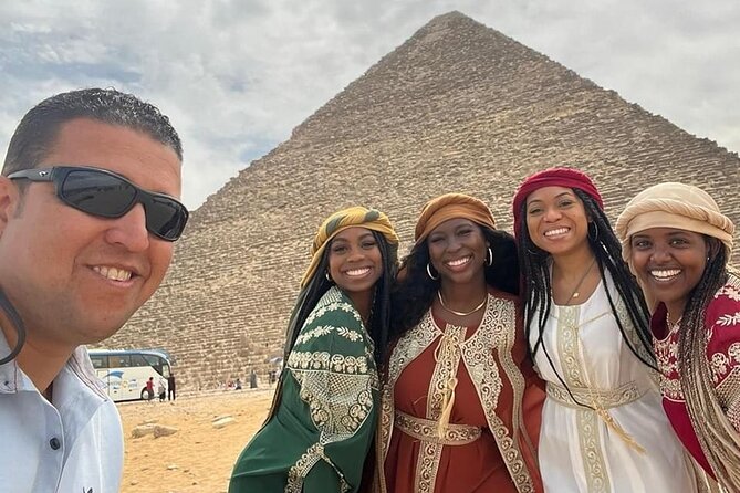 Egypt Layover from Cairo Intl Airport to Giza, Egyptian museum & market - Who should book this tour