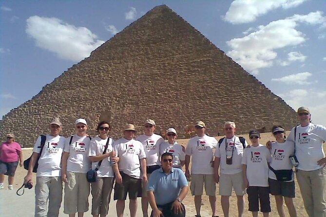 Egypt Shore tours to Giza Pyramids & Museum& bazaar from Alexandria or Port said - Giza Pyramids: the day’s main reason to go