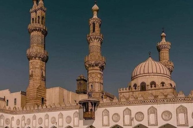 Emam ElShafei , Mosques of Ala-Elbayt and Khan Elkhalili Market - What the private vehicle and guide add