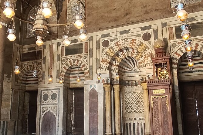 Emam ElShafei , Mosques of Ala-Elbayt and Khan Elkhalili Market - Who should book this experience?