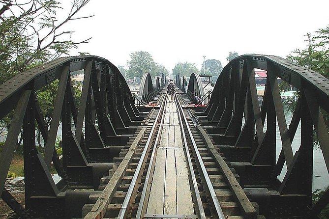 Exclusive Floating Market & River Kwai Private Experience - Making sense of the River Kwai visit