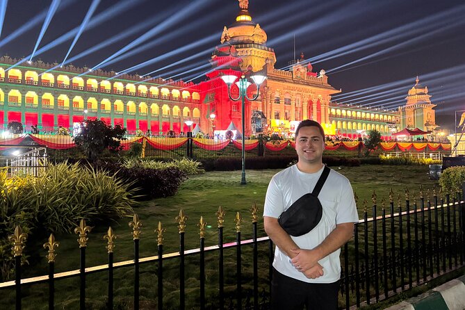 Experience Bangalore Evening City Walk Tour and Market Visit - From Vidhana Soudha to the old city
