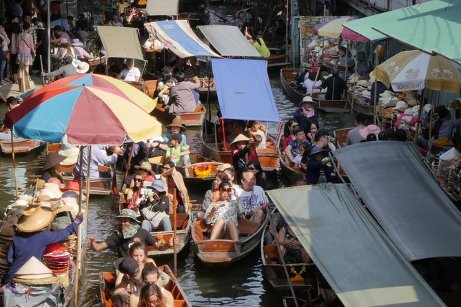 Explore Thailand’s Floating Market with Paddle Boat Adventure - Why the canals are the real attraction