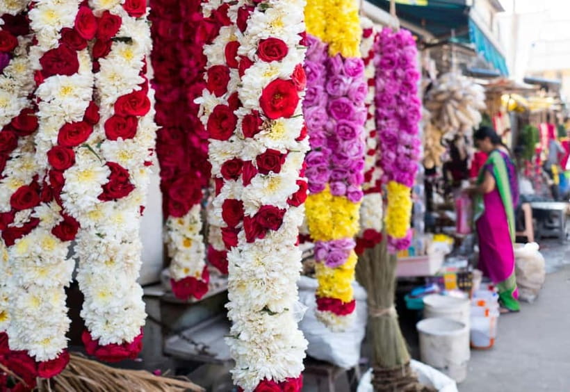 Exploring Chennai Bustling Markets: Guided Tour by Foot - What the two-hour route feels like