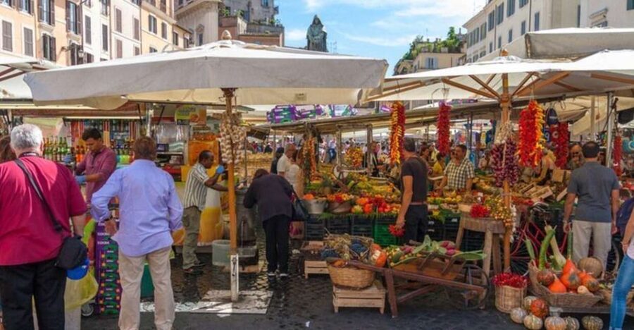 Farmers Market Shopping and Roman Full Course Class - SHARED - Starting with Rome’s market life at Campo de’ Fiori