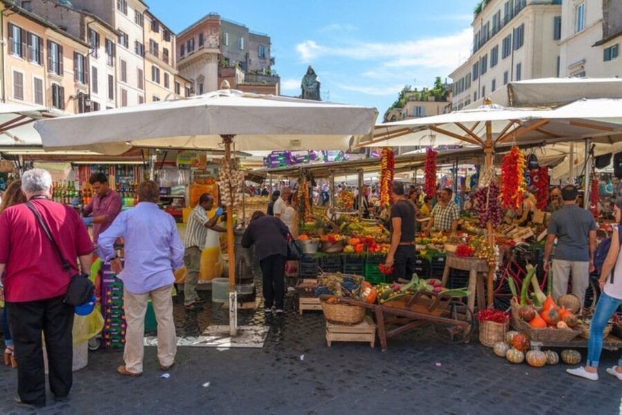 Farmers Market Shopping and Roman Full Course Class - SHARED - Cooking pasta, a main course, contorno, and dessert
