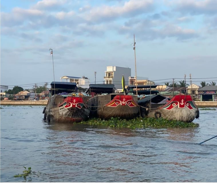floating market boat trip everyday - Rice noodles, rice paper, and a family workshop