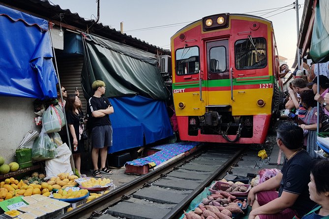 Floating Market Damnoen Saduak and Meklong Railway Market: Half Day Tour - Is $120.81 a fair price?
