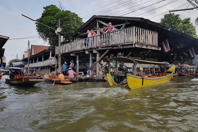Floating Market Damnoen Saduak and Meklong Railway Market: Half Day Tour - Heat, time, and what to pack