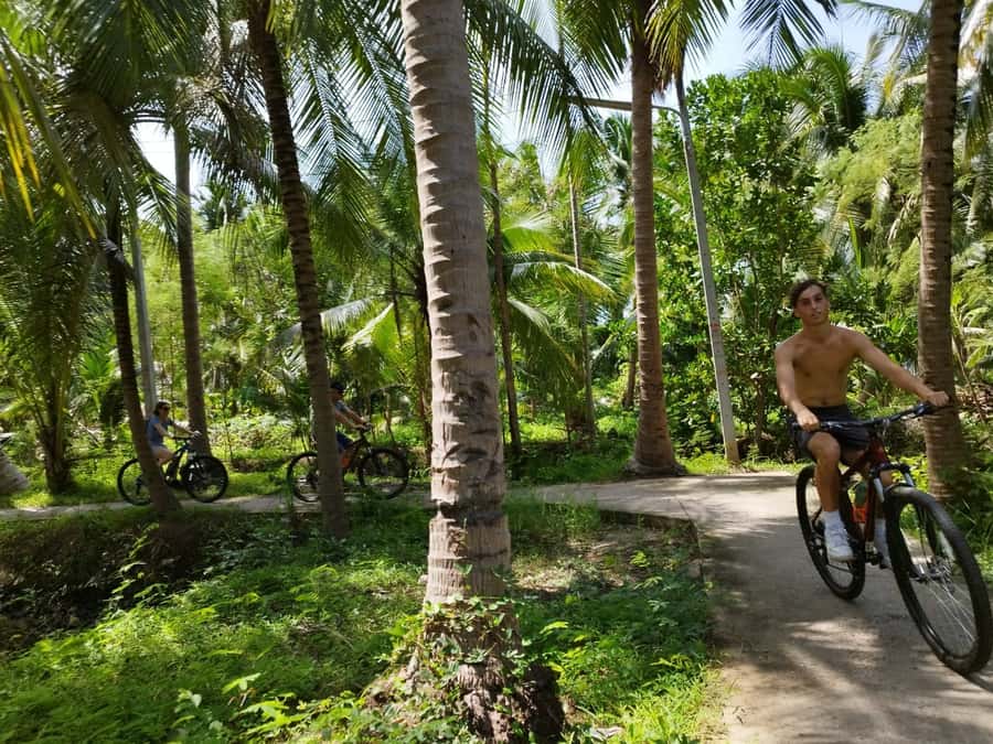 Floating Market Full-Day Bicycle Tour from Bangkok - Why this route works better than a standard market visit