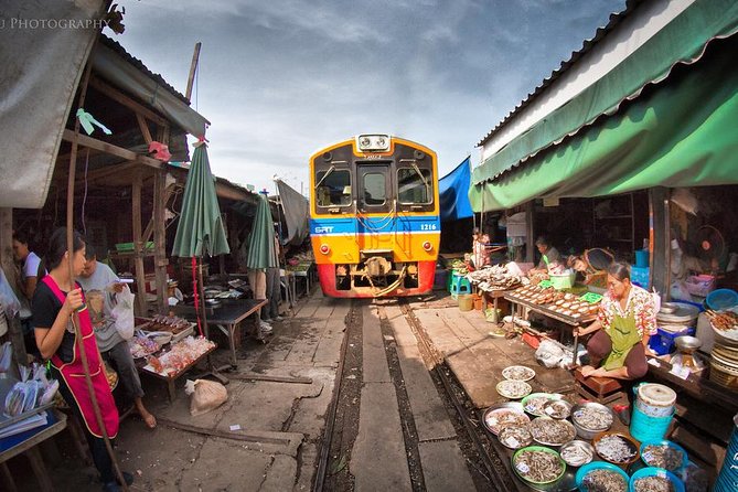 Floating Market & Railway Market Bangkok - Is $25 good value?
