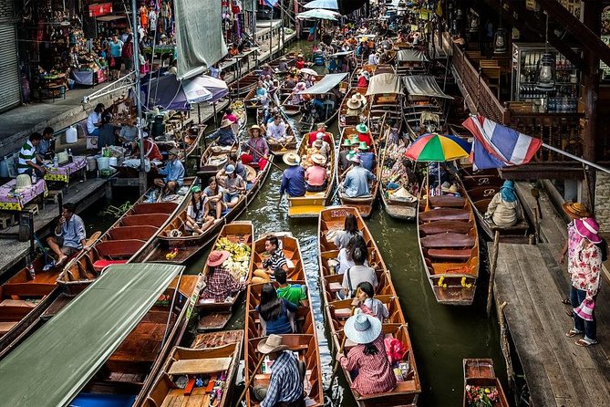 Floating Market & Railway Market Bangkok - The short transfer to Damnoen Saduak