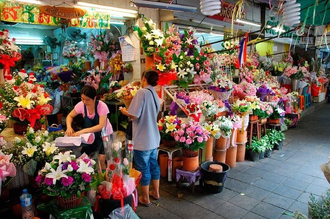 Floating Market - Train Market - Flower Market and China Town - Four markets, one long Bangkok day