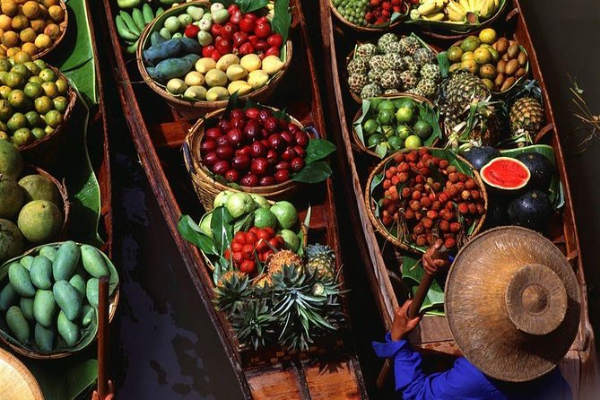 Floating Market - Train Market - Flower Market and China Town - Damnoen Saduak and the coconut sugar stop