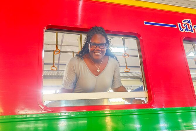 Floating Market & Train Market Private Tour(Premium Service) - What the Guides Do Best