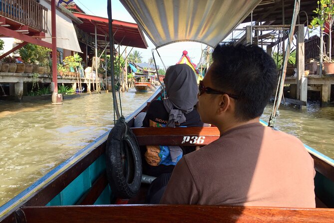 Floating Market with Great Pagoda Temple and Wat Sam Phran - Damnoen Saduak by private long-tail boat