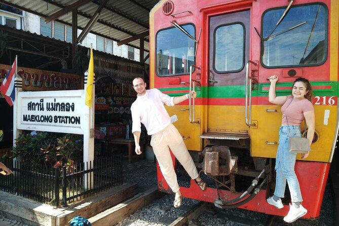 Floating & Railway Markets (Optional Mangrove Visit) Private Tour - Coconut sugar and a short farm demonstration