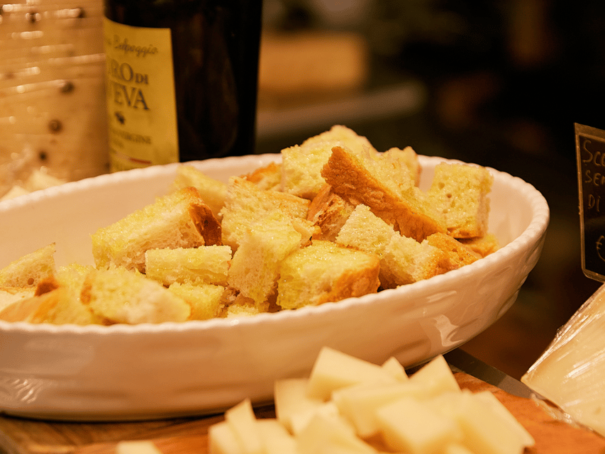 Florence: Cooking Class with Local Food Market Tour - Who should book this class?