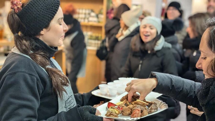 Florence Street Food Tour: Central Market & Duomo Area - Who should book this Florence food tour?