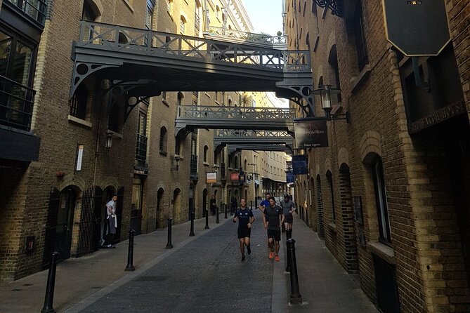 Food & drink walking tour in South East London. Bermondsey - Borough Market. - Maltby Street Market under the railway arches