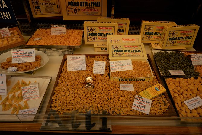 Food markets tour with a local! - Where the tour is strongest