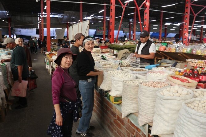 Food Tour in Osh Bazaar - Walking through a market of more than 10,000 vendors