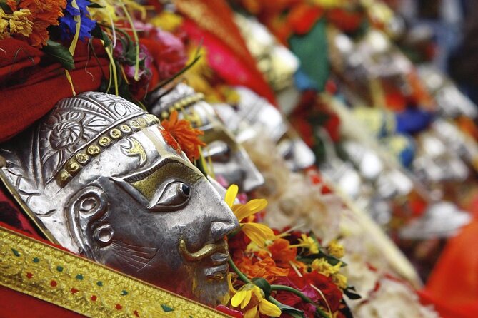 Food Trail Through Sowcarpet Market: A Taste of Chennai - Key points to know before you book