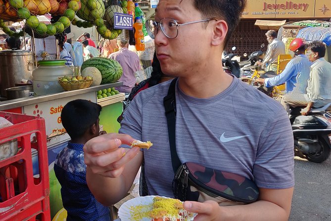 Food Trail Through Sowcarpet Market: A Taste of Chennai - Practical details for a smoother food walk