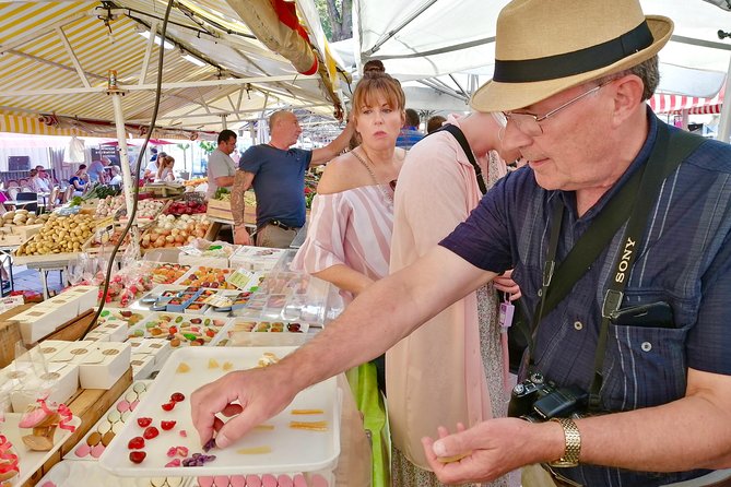Food & Wine Lovers Tour of Nice Local Markets and Best Shops - Old Nice between bites
