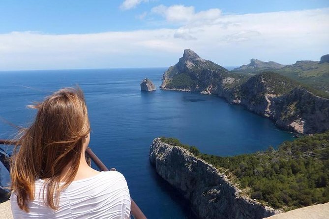 Formentor with boat trip + local market - Port de Pollença: useful stop or missed opportunity?