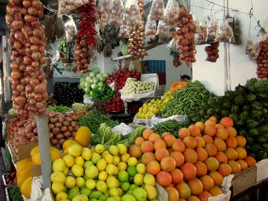 From Agadir or Taghazout: Souk El Had Market Guided Tour - What a few hours really allows