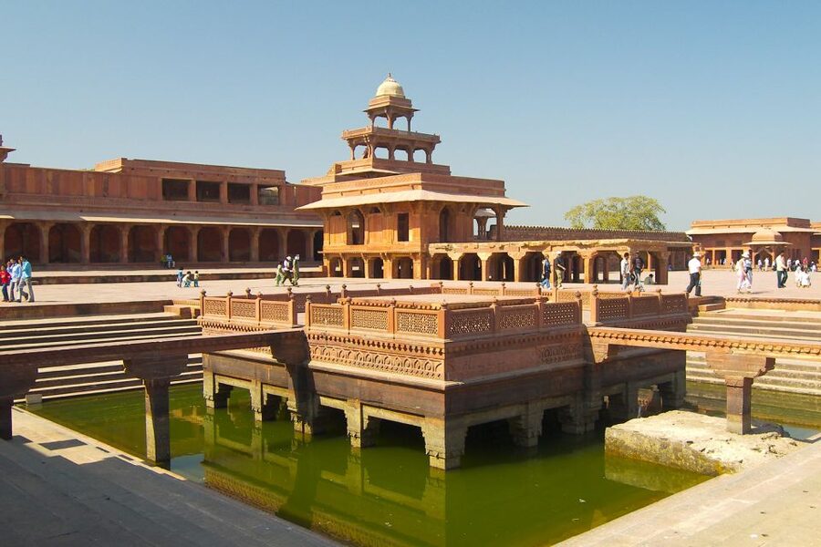 From Agra: Fatehpur Sikri and Market Private Half-Day Tour - Leaving Agra at about 8 a.m.