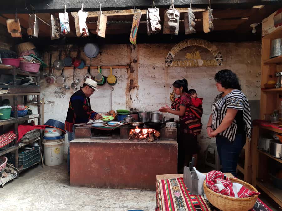 From Antigua to Chichicastenango: Mayan Market Day Trip - Walking, clothing, and practical preparation