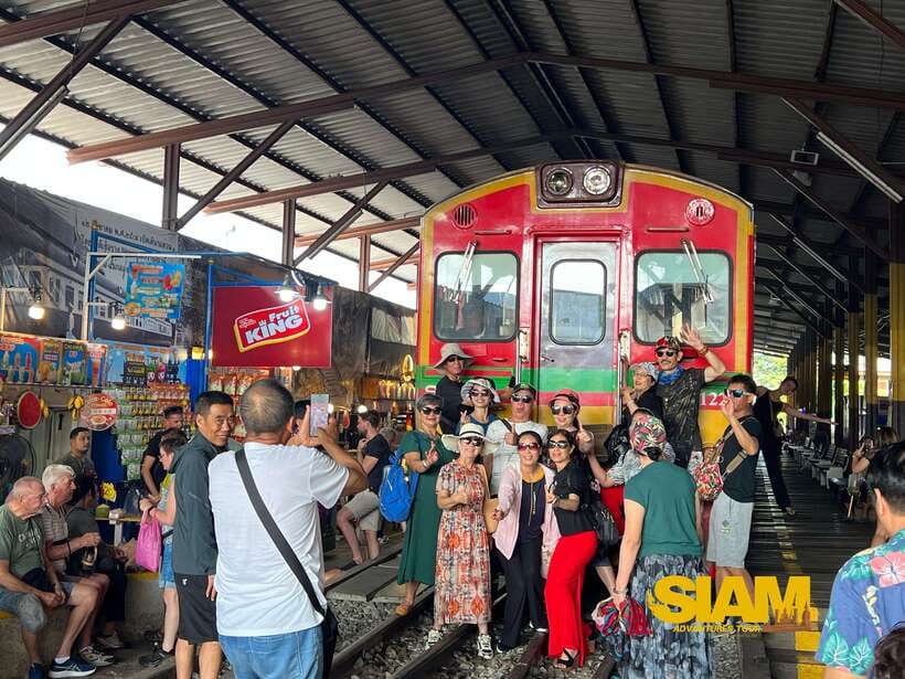 From Bangkok:Damnoen Floating Market and Railway Market Tour - Key points at a glance