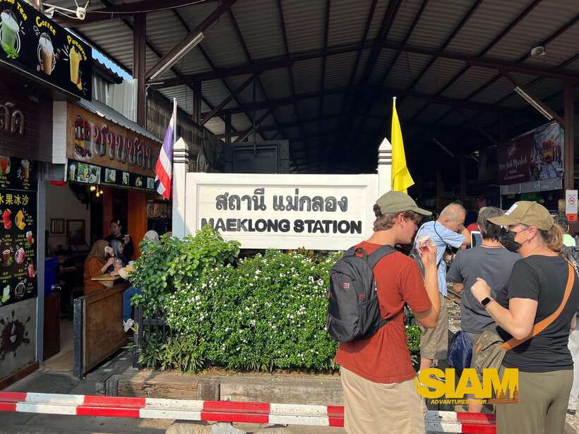 From Bangkok:Damnoen Floating Market and Railway Market Tour - The train that claims a market aisle