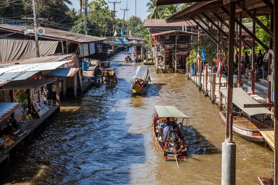 From Bangkok: Damnoen Saduak Floating Market Guided Tour - Leaving Bangkok for Ratchaburi