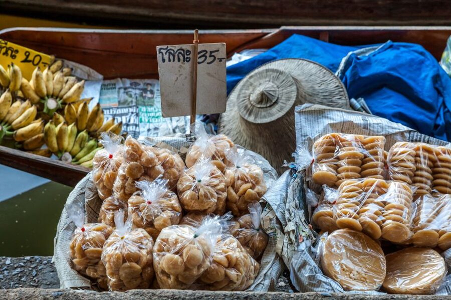 From Bangkok: Damnoen Saduak Floating Market Guided Tour - The 20-minute palm sugar stop