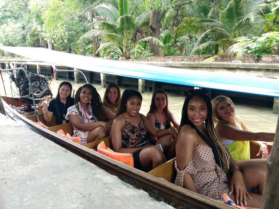 From Bangkok: Floating & Railway Markets Tour & Coconut Farm - Booking decision