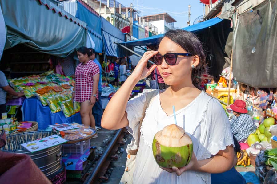 From Bangkok: Maeklong Railway and Floating Market Food Tour - Is $79 a fair price?