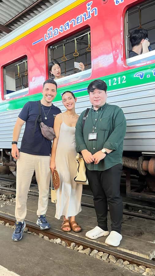 From BANGKOK: Railway Market and Amphawa Floating market - Lunch and local flavors at Amphawa