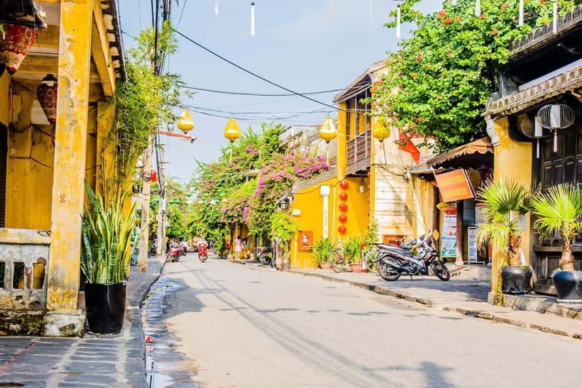 From Da Nang: Hoi An Old Town Tour, Night Market & Boat Ride - Why this Hoi An tour works as a full-day introduction